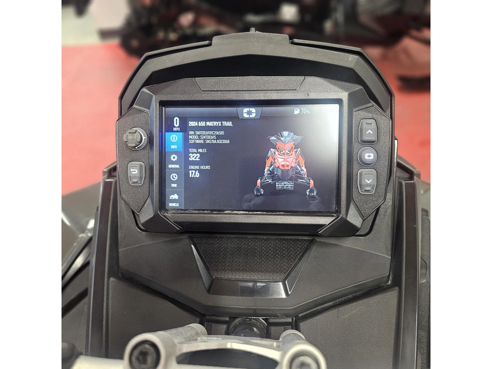 2024 Polaris 650 Indy Adventure 137 alt