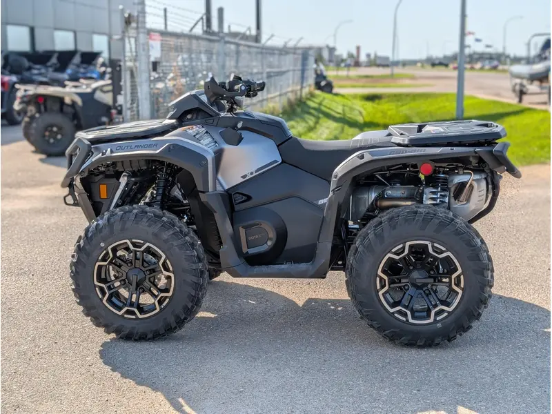 Can-Am Outlander XT 850 - Platinum Satin 2026