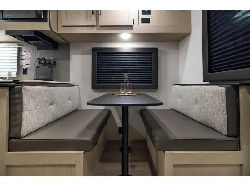 Coachmen Shasta I-5 Edition 521CK 2026