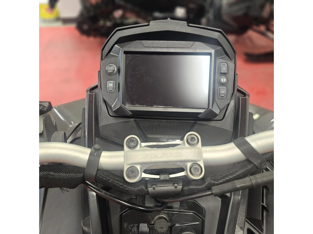 2024 Polaris 650 Indy Adventure 137 alt