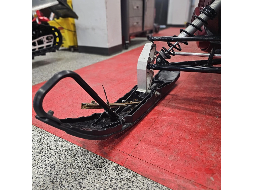 2022 Polaris 550 Indy Adventure 144 Es alt