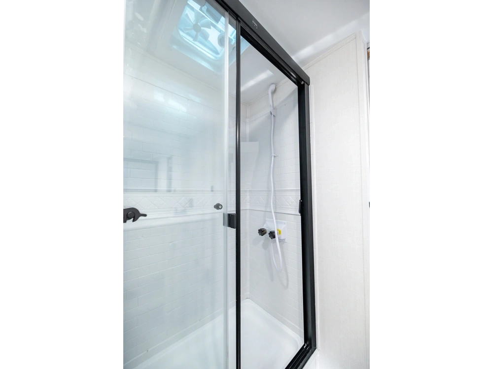 2026 Forest River Viking 25rb alt