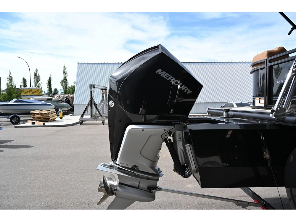 2025 Regency 230 Le3 250 Verado 250l Verado alt