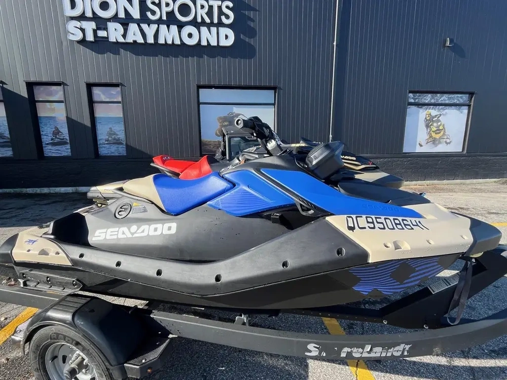 Sea-doo Spark Trixx 1 Place Audio ( 11 Heures ) 2025 alt
