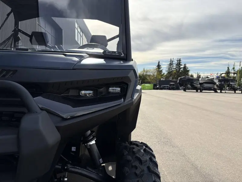 2026 Can-Am Defender XT HD11 8CTB thumbnail 8