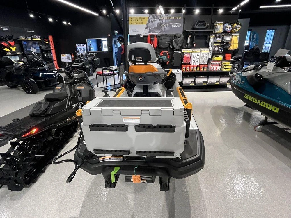 2025 Sea-doo Fishpro™ Trophy 170 alt