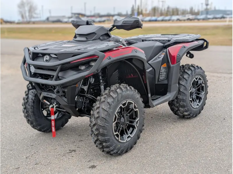 Can-Am Outlander XT 850 - Fiery Red 2026
