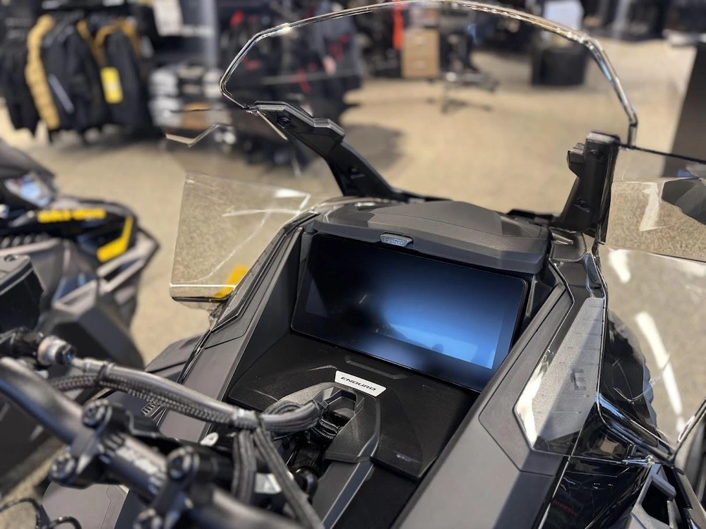 Ski-doo Renegade Adrenaline Enduro 900 Ace 2026 alt