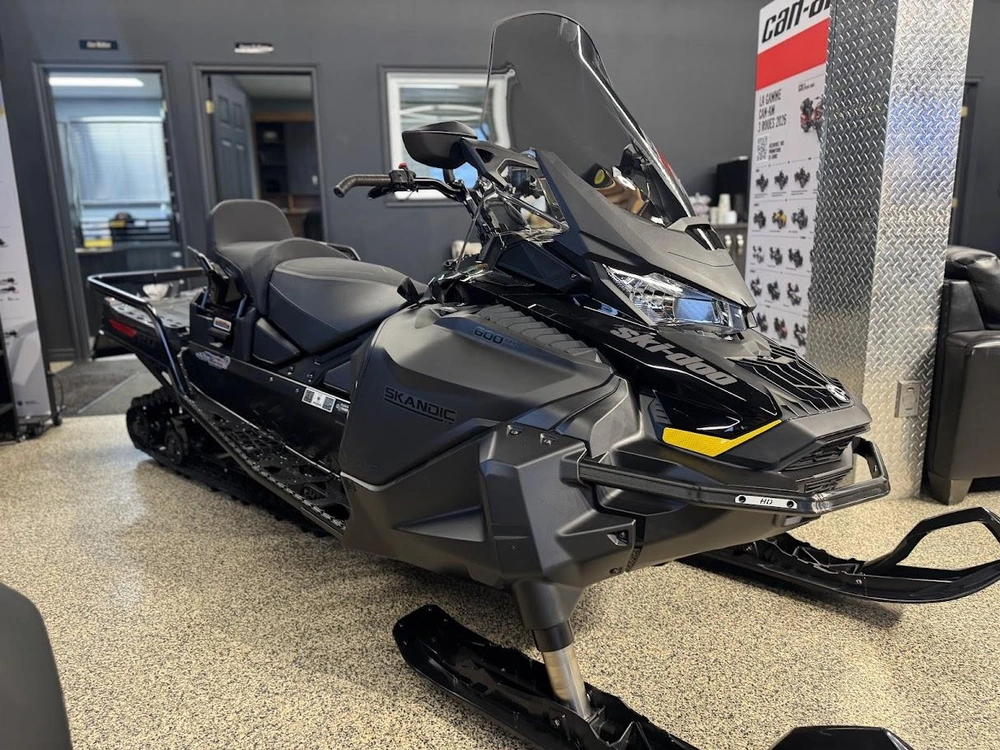 Ski-doo Skandic Le 20" 600 Efi 2026 alt