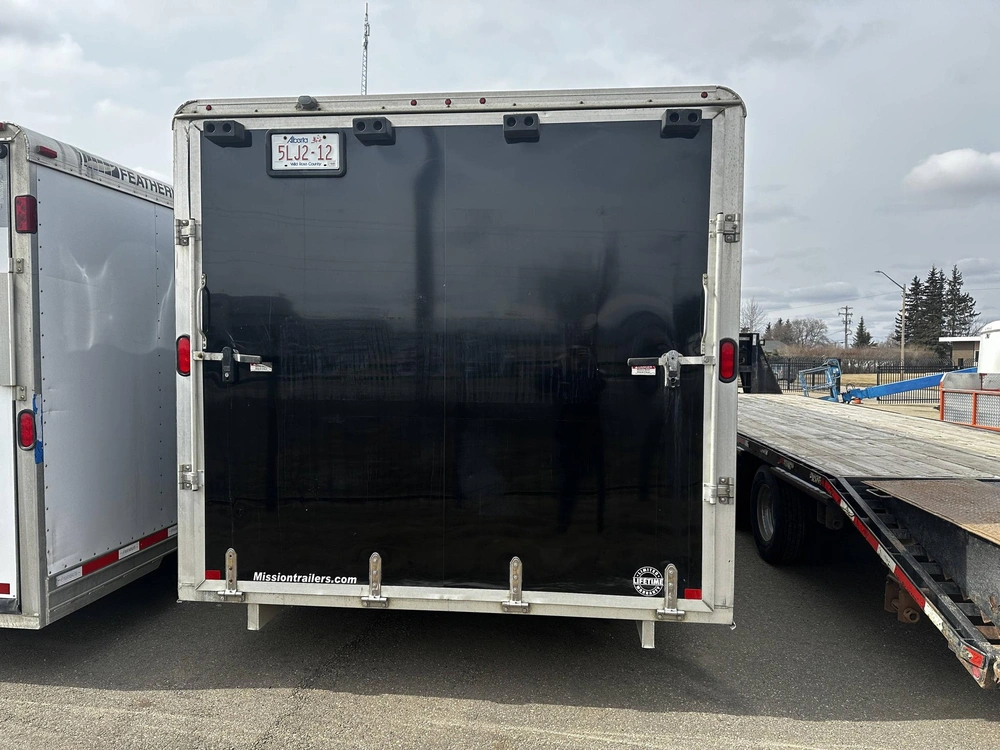 2015 Mission Trailers Heated Sled Trailer alt