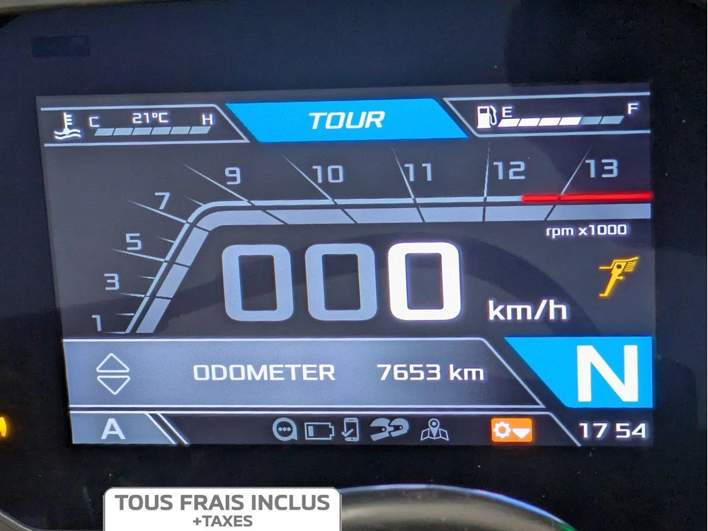 Aprilia Tuono V4 1100 2022 alt