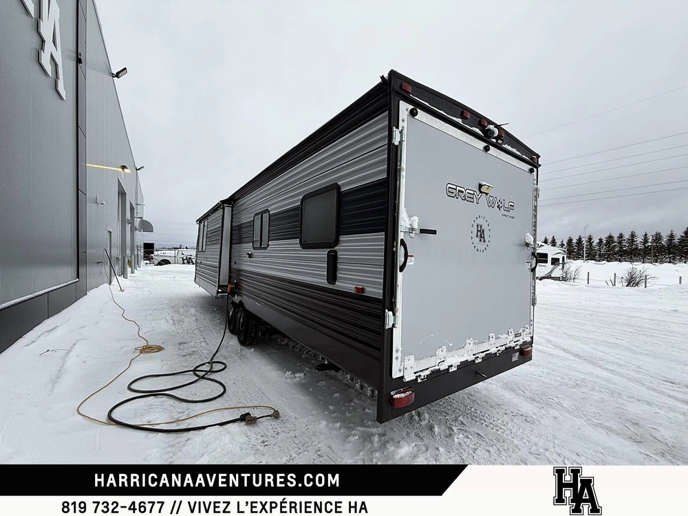 Cherokee 29rr Cargo 2022 alt