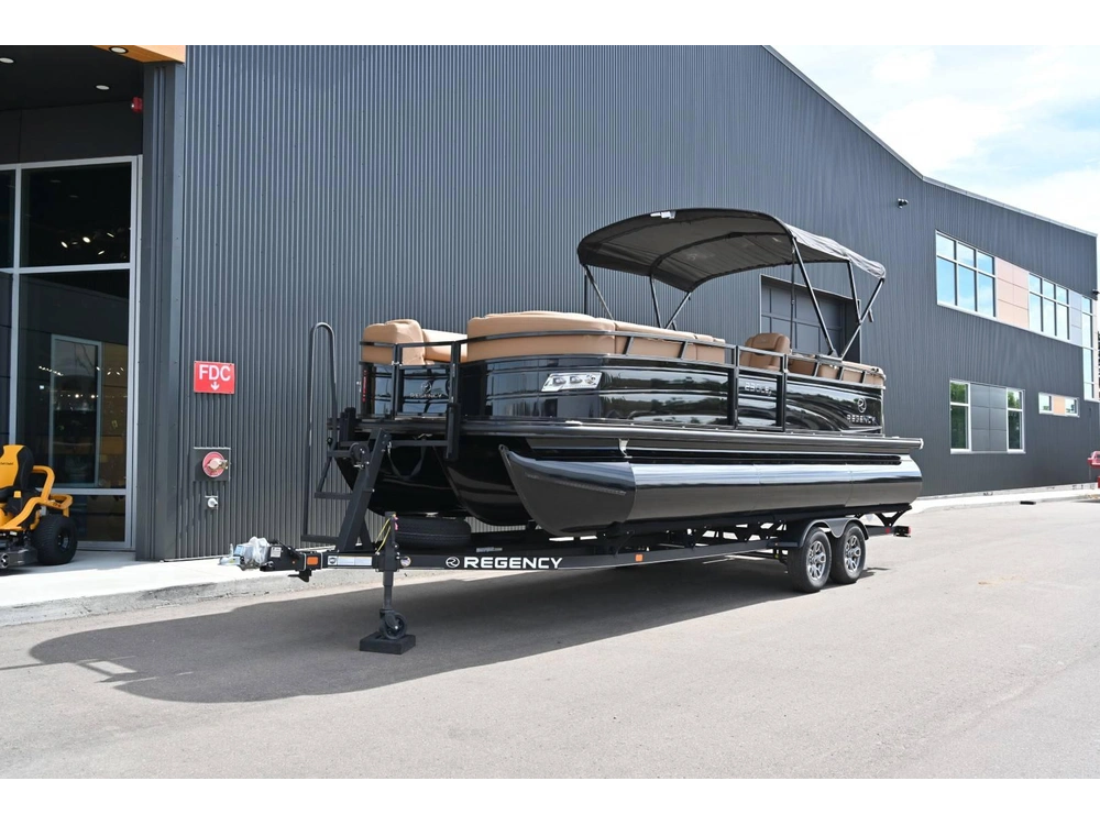 2025 Regency 230 Le3 250 Verado 250l Verado alt