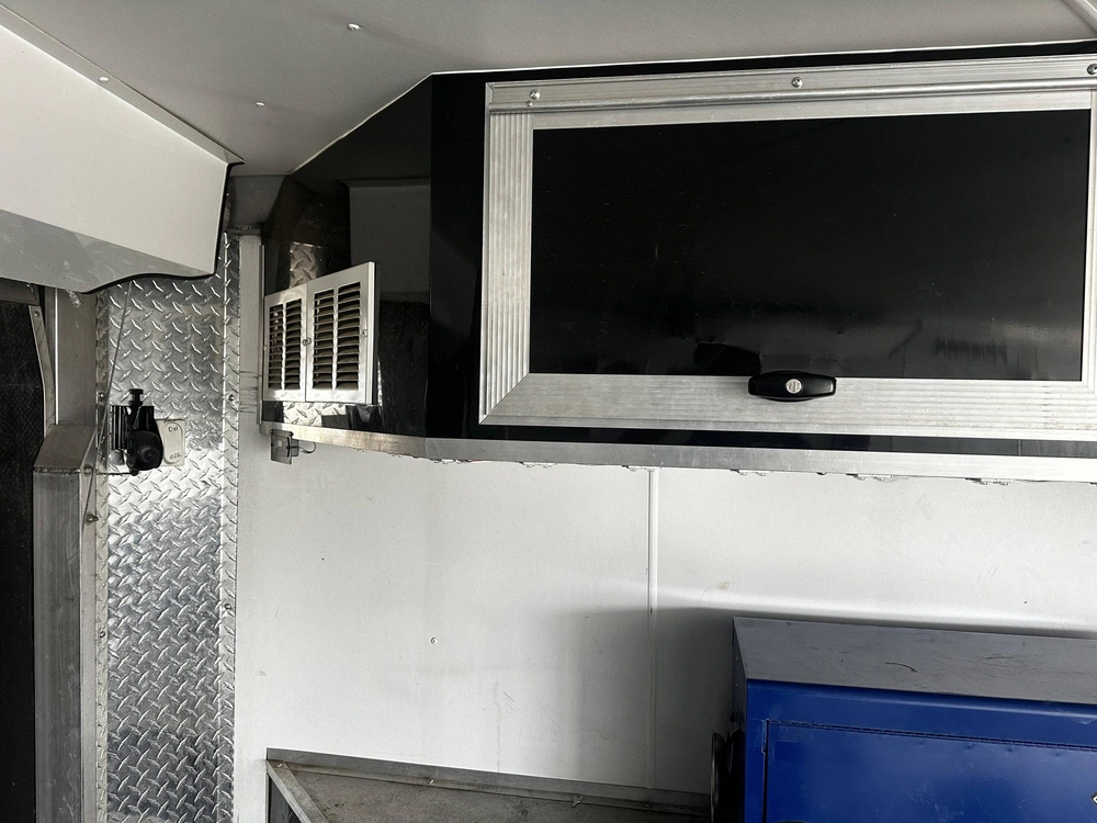 2015 Mission Trailers Heated Sled Trailer alt