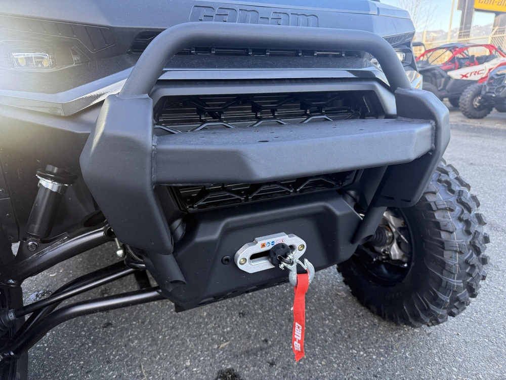 2026 Can-am Defender Xt Cab alt