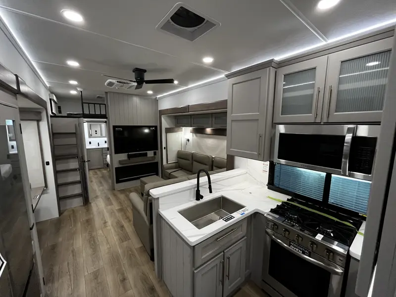 2026 Alliance RV Paradigm 395DS