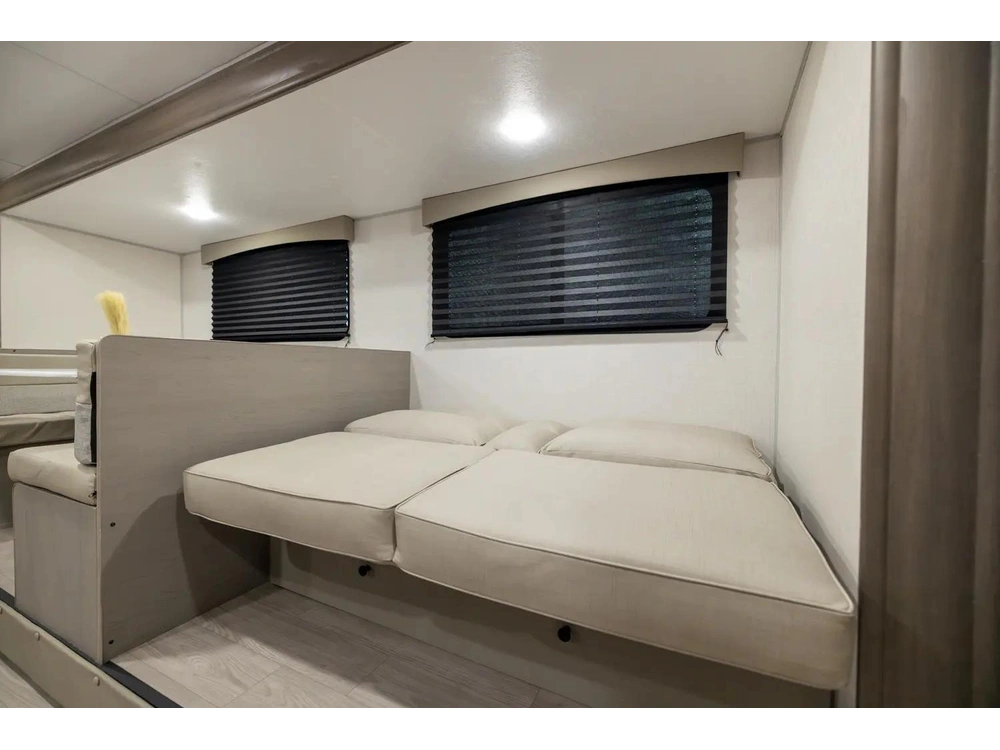 2026 Forest River Viking 292tb alt