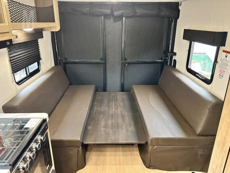 Cherokee 22rr Grey Wolf 2026 alt