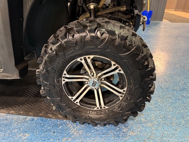 2023 Cfmoto Uforce 600 alt