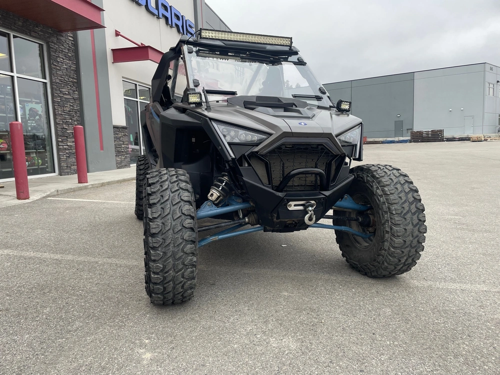 2021 Polaris Rzr Pro Xp Ultimate - Titanium alt
