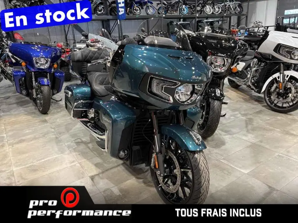 2026 Indian Motorcycle Pursuit Limited + 112 Package