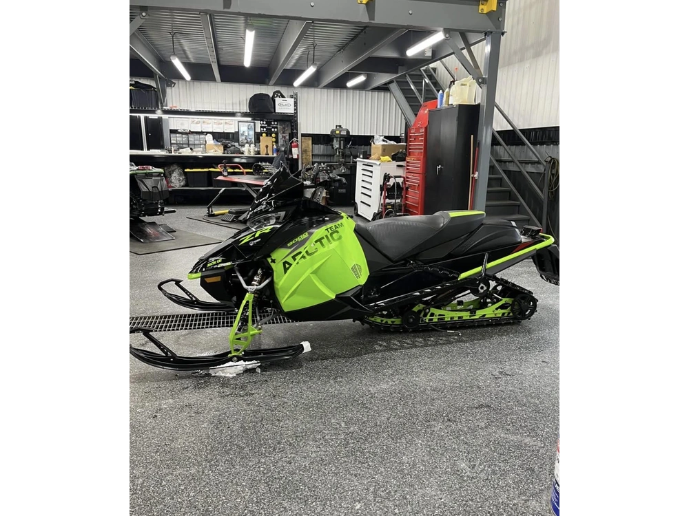 Arctic Cat Zr9000 2018 alt