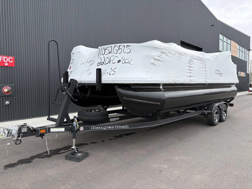 2025 Ranger Reata 220 Fc 115l alt