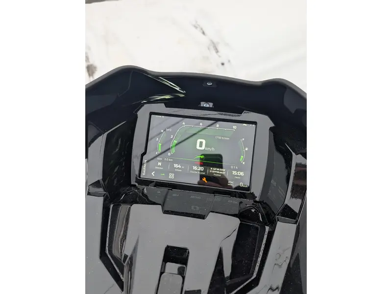 2026 Arctic Cat ZR 858 137 ATAC ES CN GRN DÉMO | SUSPENSION AJUSTABLE | 🧭 Garmin G8 – navigation intégrée haute définition 🧭 |