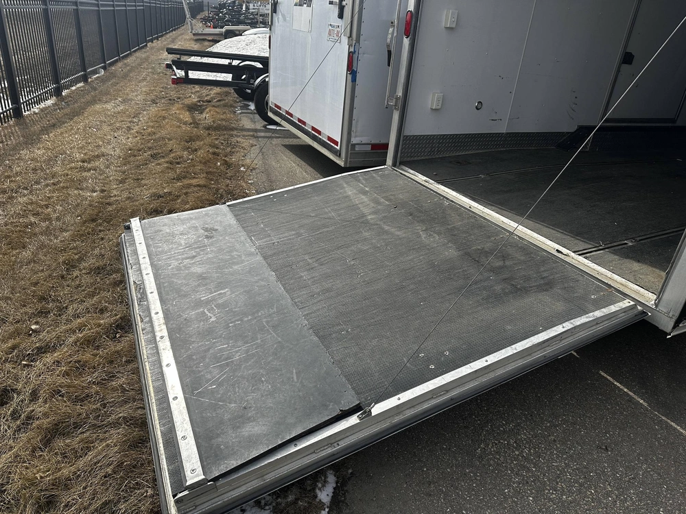 2015 Mission Trailers Heated Sled Trailer alt