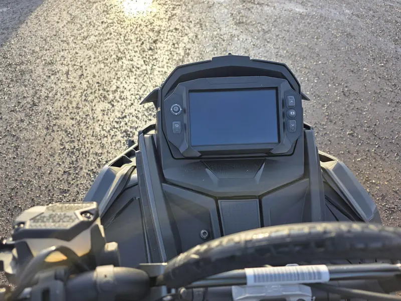 2025 Polaris 9R PRO RMK 155 - 7S Display