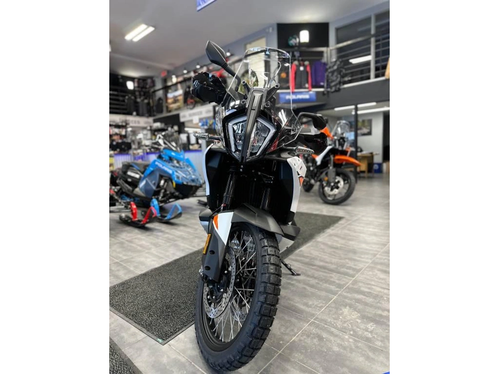 Ktm 790 Adventure 2026 alt