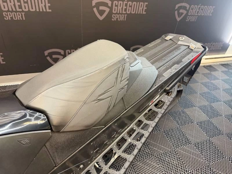 Ski-doo Renegade 800r Backcountry 2017 alt