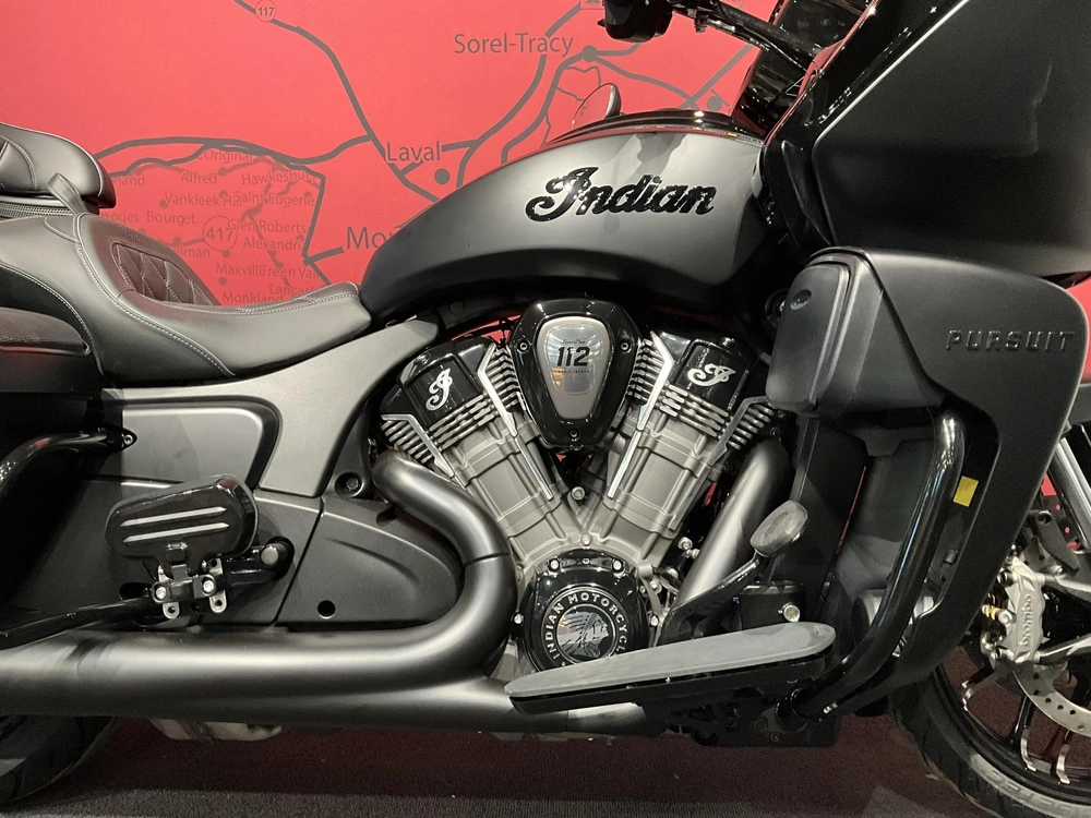 Indian Motorcycle Pursuit Dark Horse + 112 + Powerband Audio Package 2026 alt