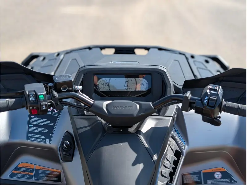 Can-Am Outlander XT 850 - Platinum Satin 2026