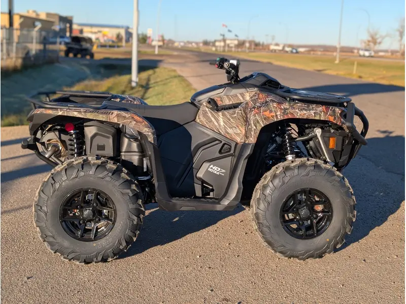 Can-Am Outlander Pro Hunting Edition HD7 2026