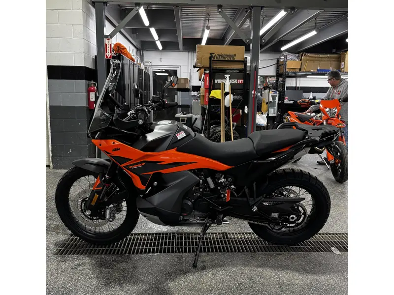 2026 KTM 790 ADVENTURE thumbnail 5