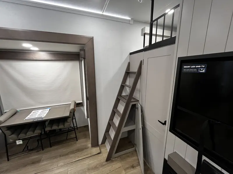 2026 Alliance RV Paradigm 395DS