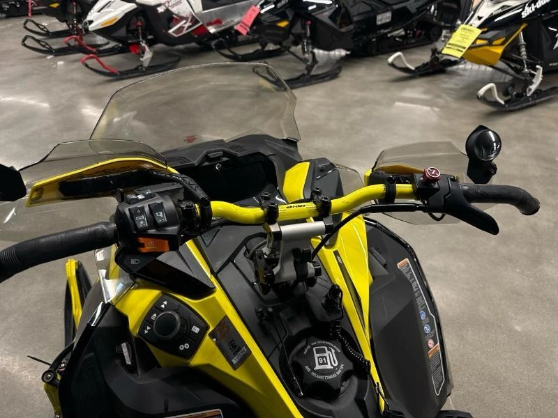 Ski-doo Renegade X 850 E-tec Ice Rippe 2022 alt