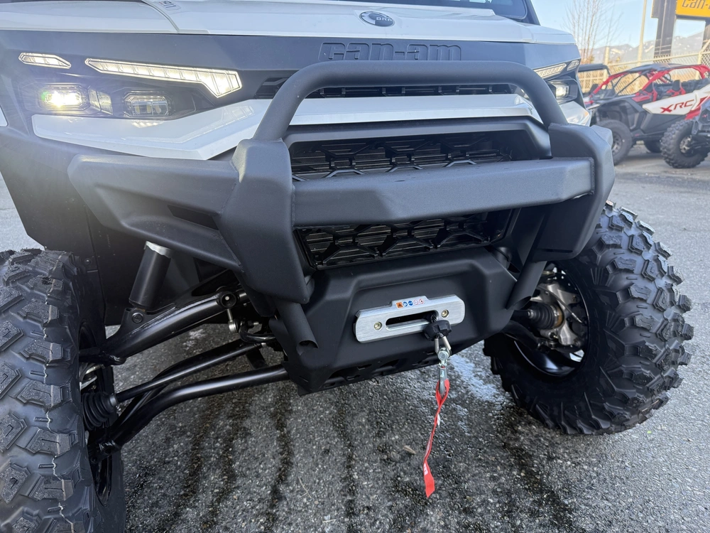 2026 Can-am Defender Limited Cab Hd11 alt