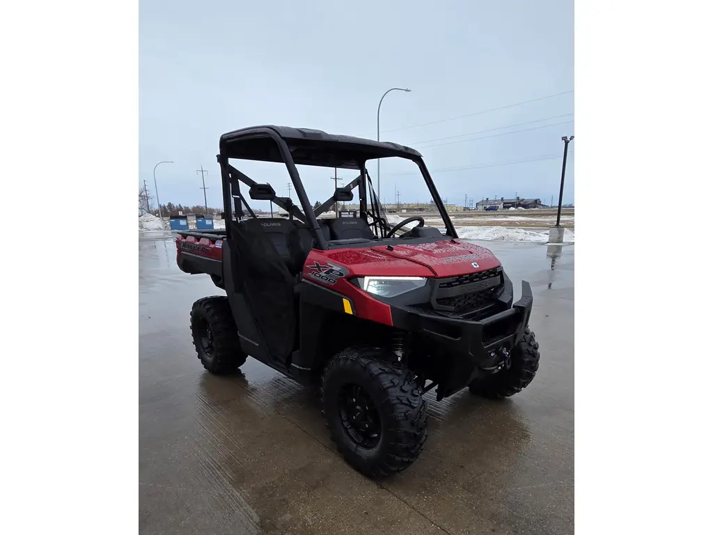 2025 Polaris RANGER XP 1000 PREMIUM - SUNSET RED Premium
