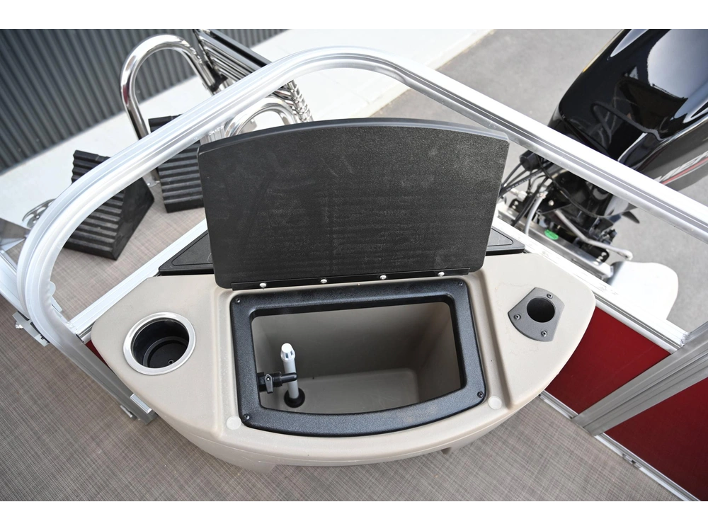 2025 Sun Tracker Bass Buggy 18 alt