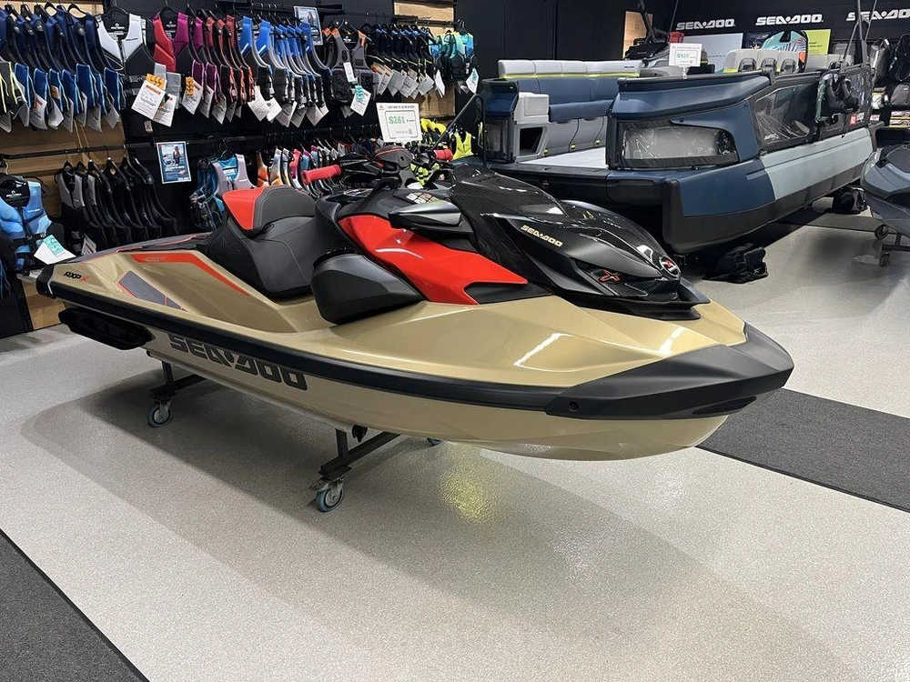 2025 Sea-doo Rxp-x™ 325 Tech, Brp Premium A, Ibr Metallic Tan / Lava Red alt