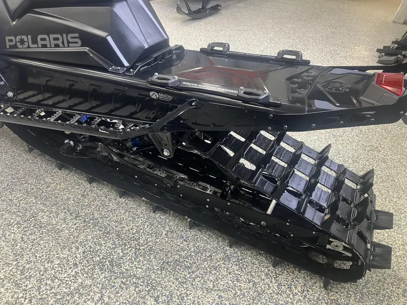 2023 Polaris Patriot Boost RMK Khaos 155