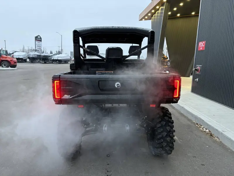 2026 Can-Am Defender X mr HD11 with half doors thumbnail 4