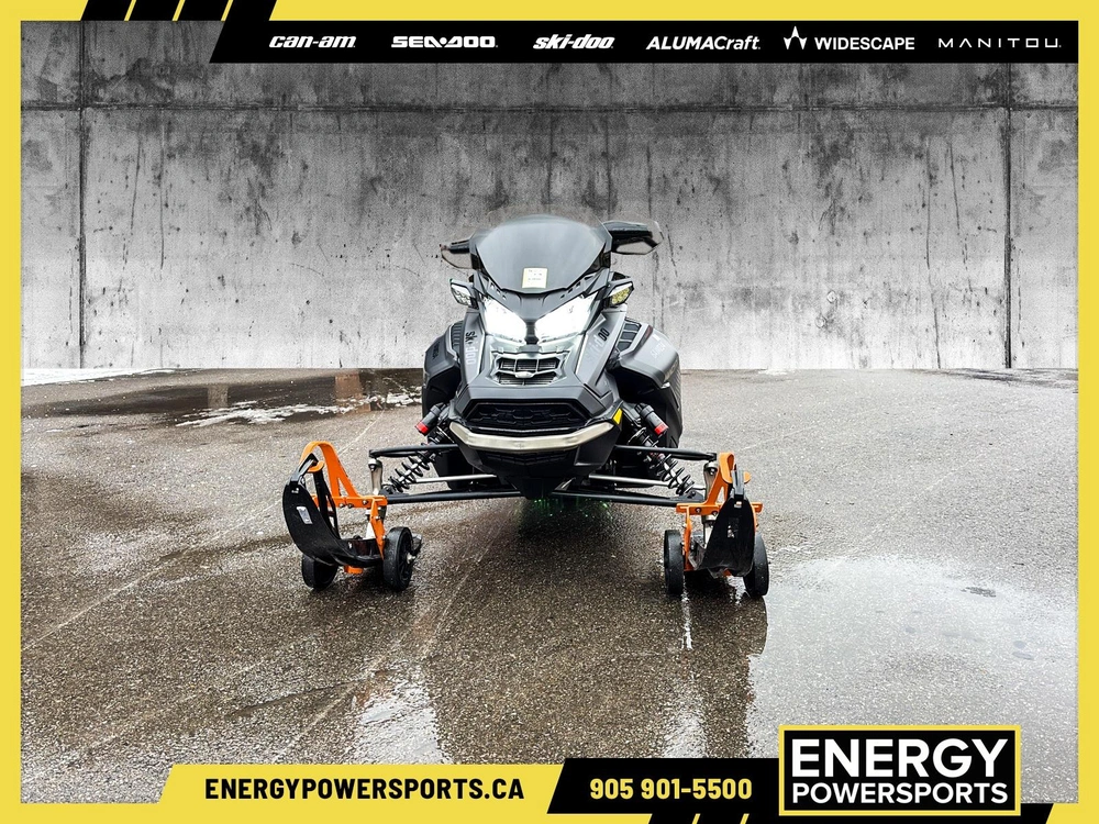 2022 Ski-doo Mach Z alt