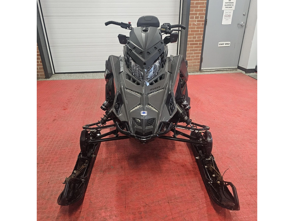2024 Polaris 650 Indy Adventure 137 alt