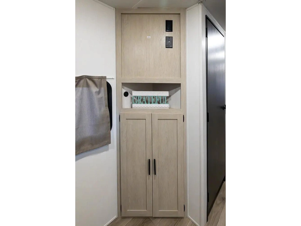 Coachmen Shasta I-5 Edition 530bqb 2026 alt
