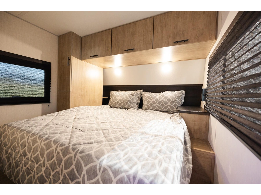 Cherokee 26brb Grey Wolf 2026 alt