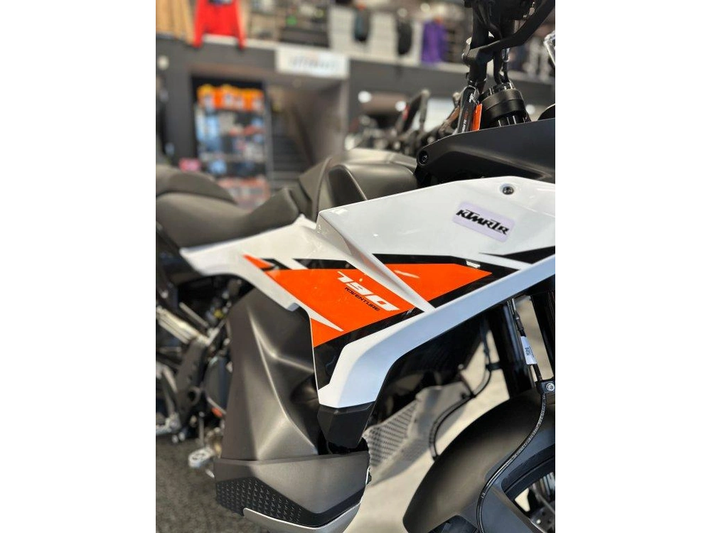 Ktm 790 Adventure 2026 alt