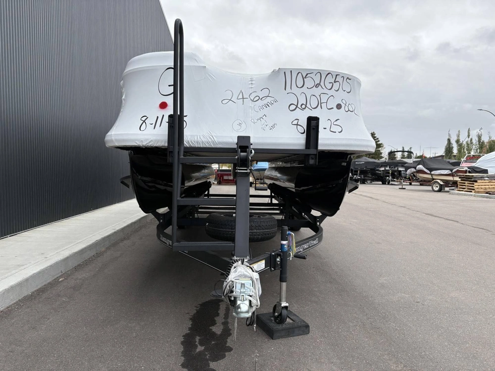 2025 Ranger Reata 220 Fc 115l alt